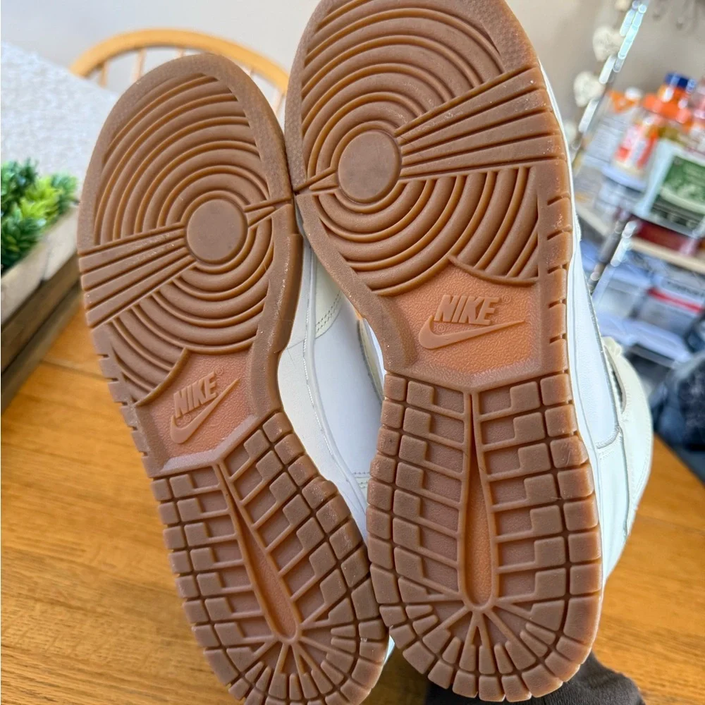 Nike Women's Cream High-Top Sneakers - Picture 4 of 5